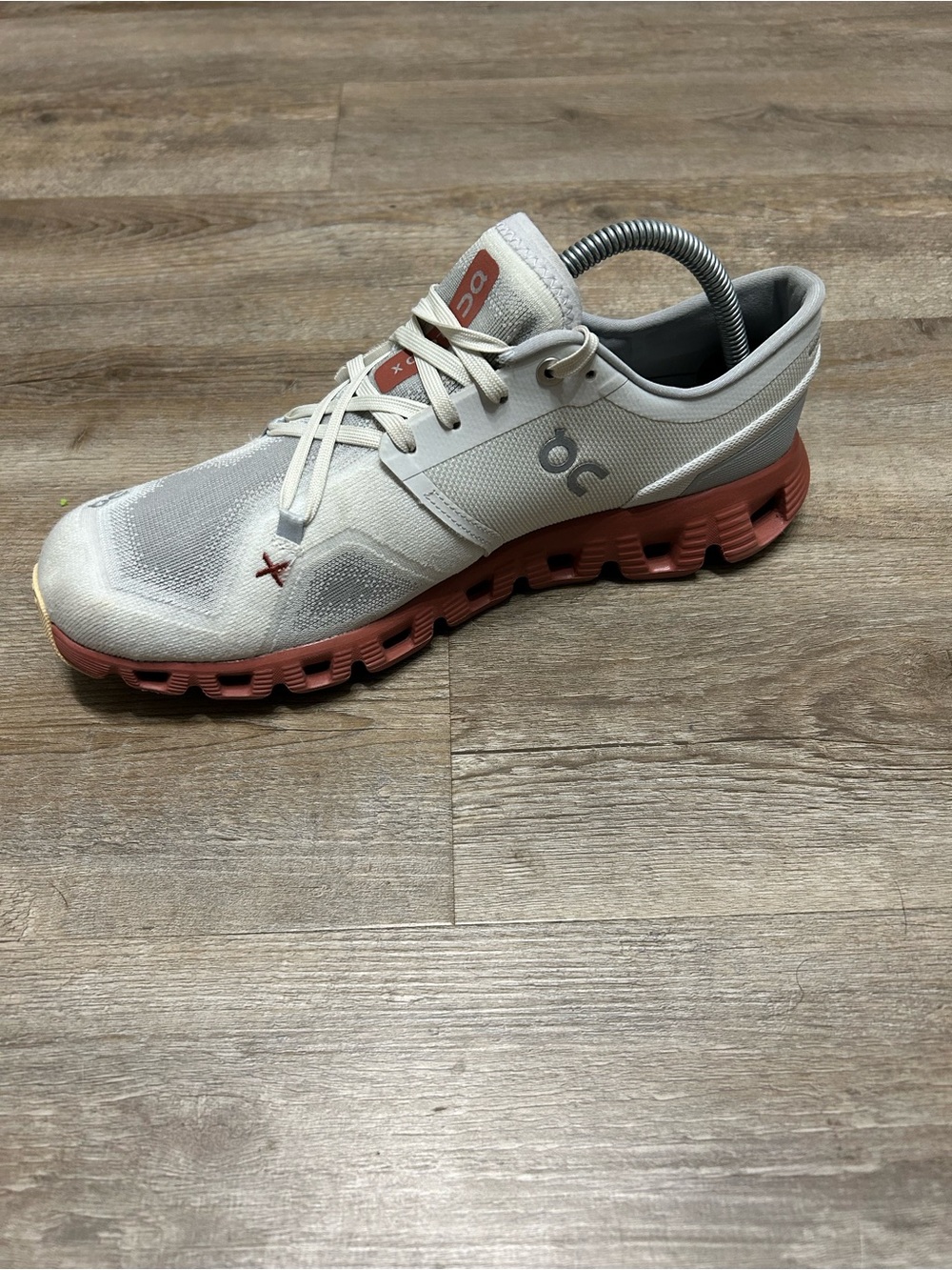 On Cloud Running Women’s Size 10 White Ice Auburn Athletic Running Shoes - Picture 6 of 10